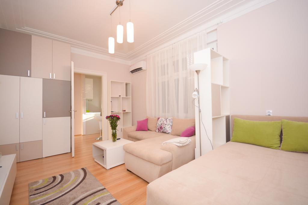 Apartment Mina Belgrade Extérieur photo