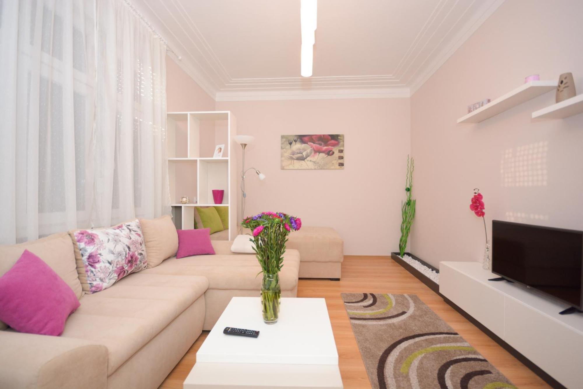 Apartment Mina Belgrade Extérieur photo